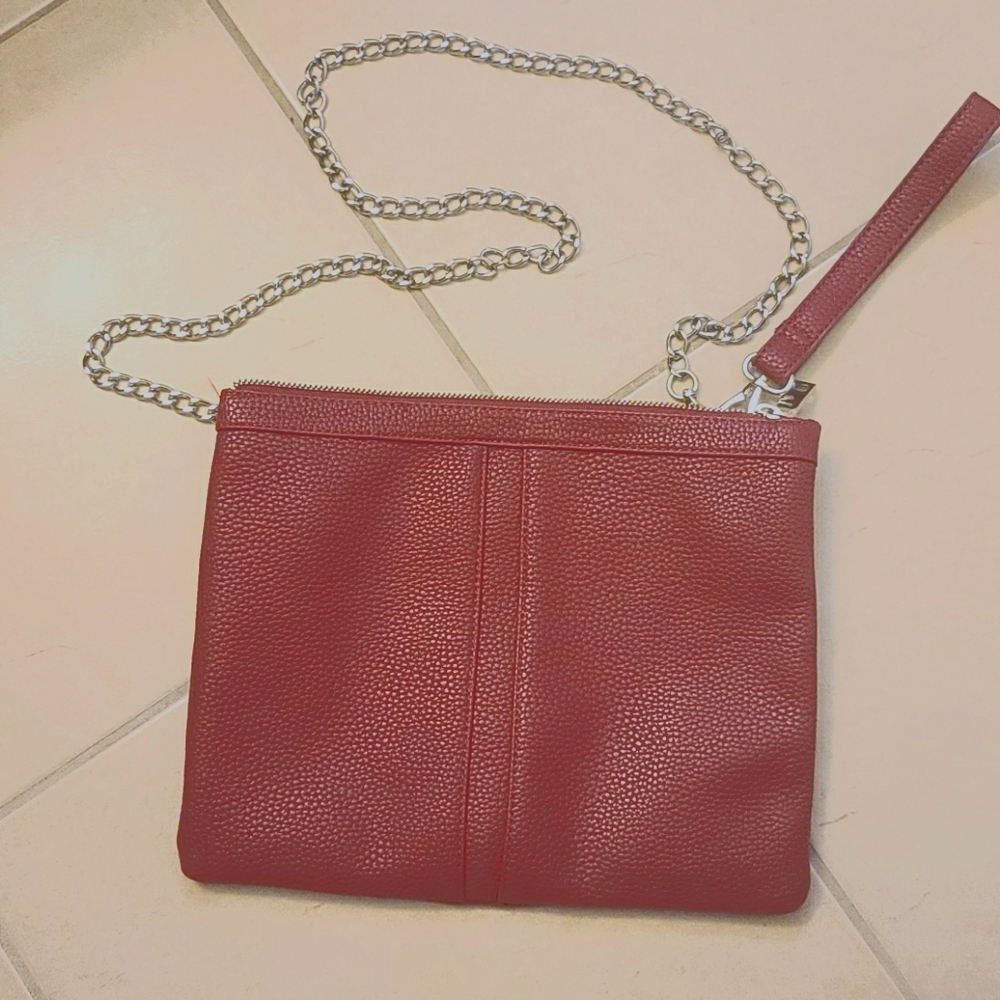 Nella Bella Canada red vegan handbag